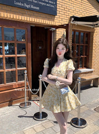 Summer Yellow Floral Print Short Dresses Women Vintage Puff Sleeve V Neck Sexy Elegant A Line Pleated Dress Party Beach Vestidos